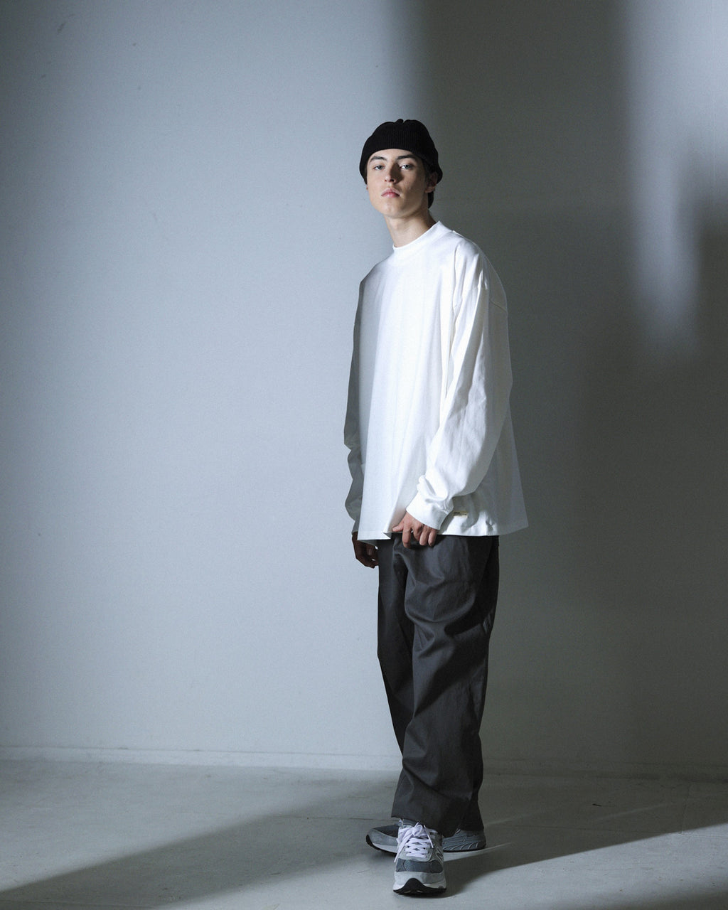 ORGANIC COTTON CHILL MOCKNECK POCKET LONG TEE / WHITE