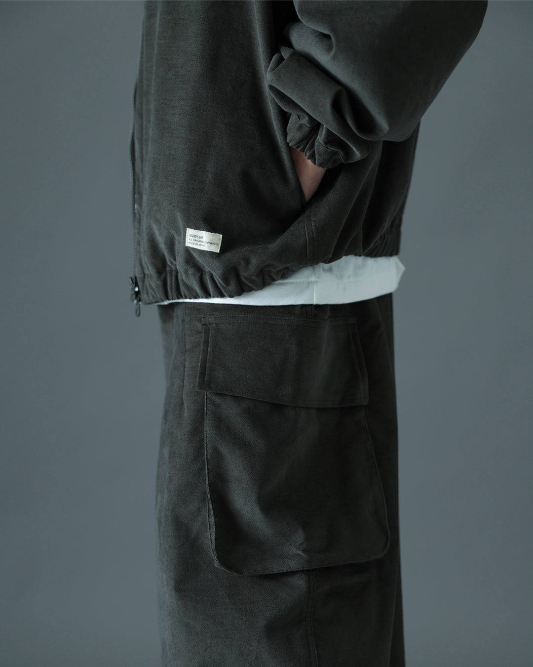 ORGANIC COTTON VELVETEEN CARGO PANTS