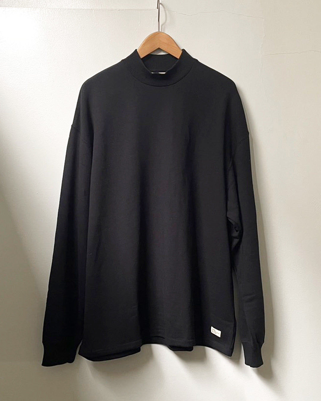 ORGANIC COTTON CHILL MOCKNECK SWEAT BLACK