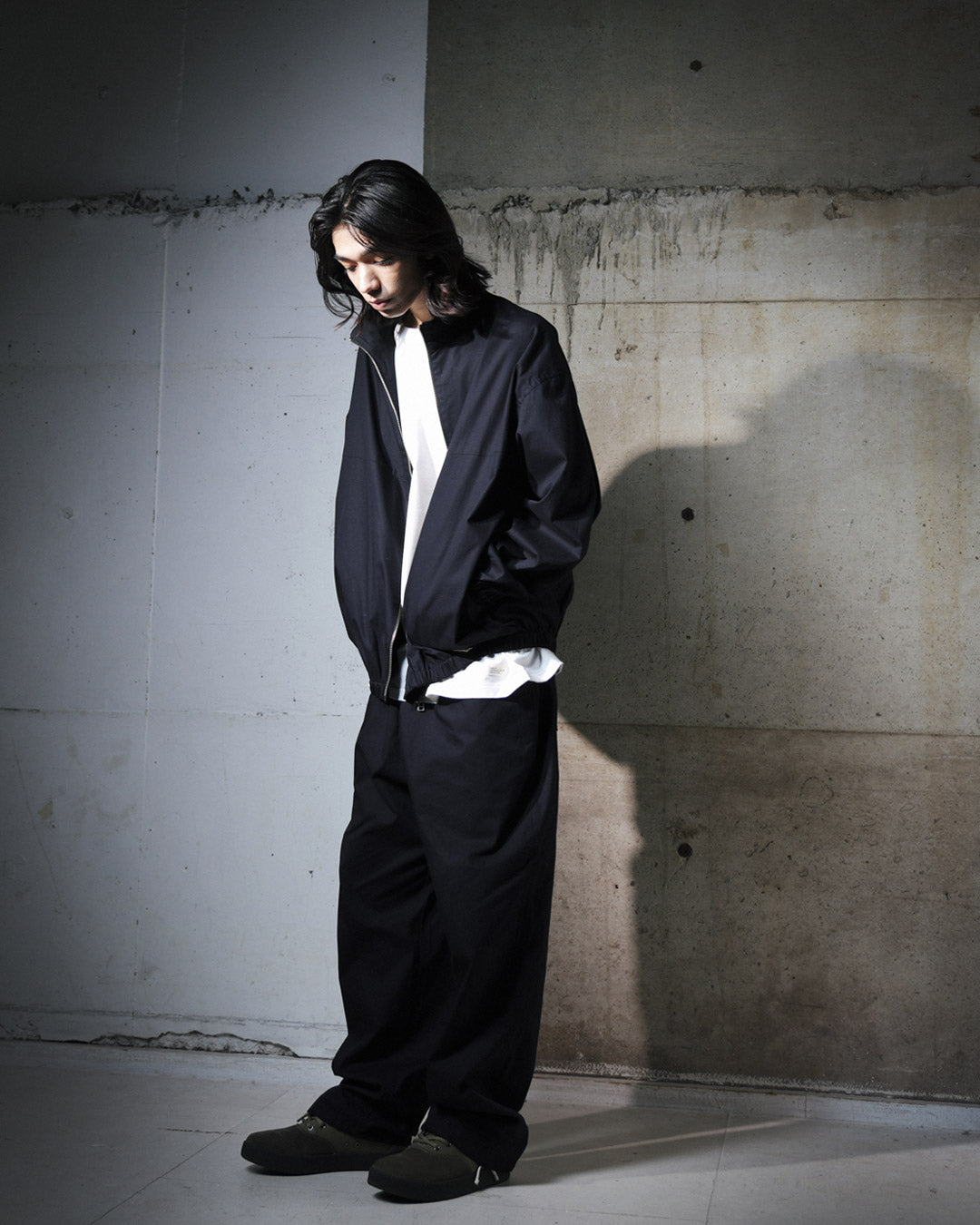 ORGANIC COTTON BROADCLOTH TRACK JACKET / BLACK